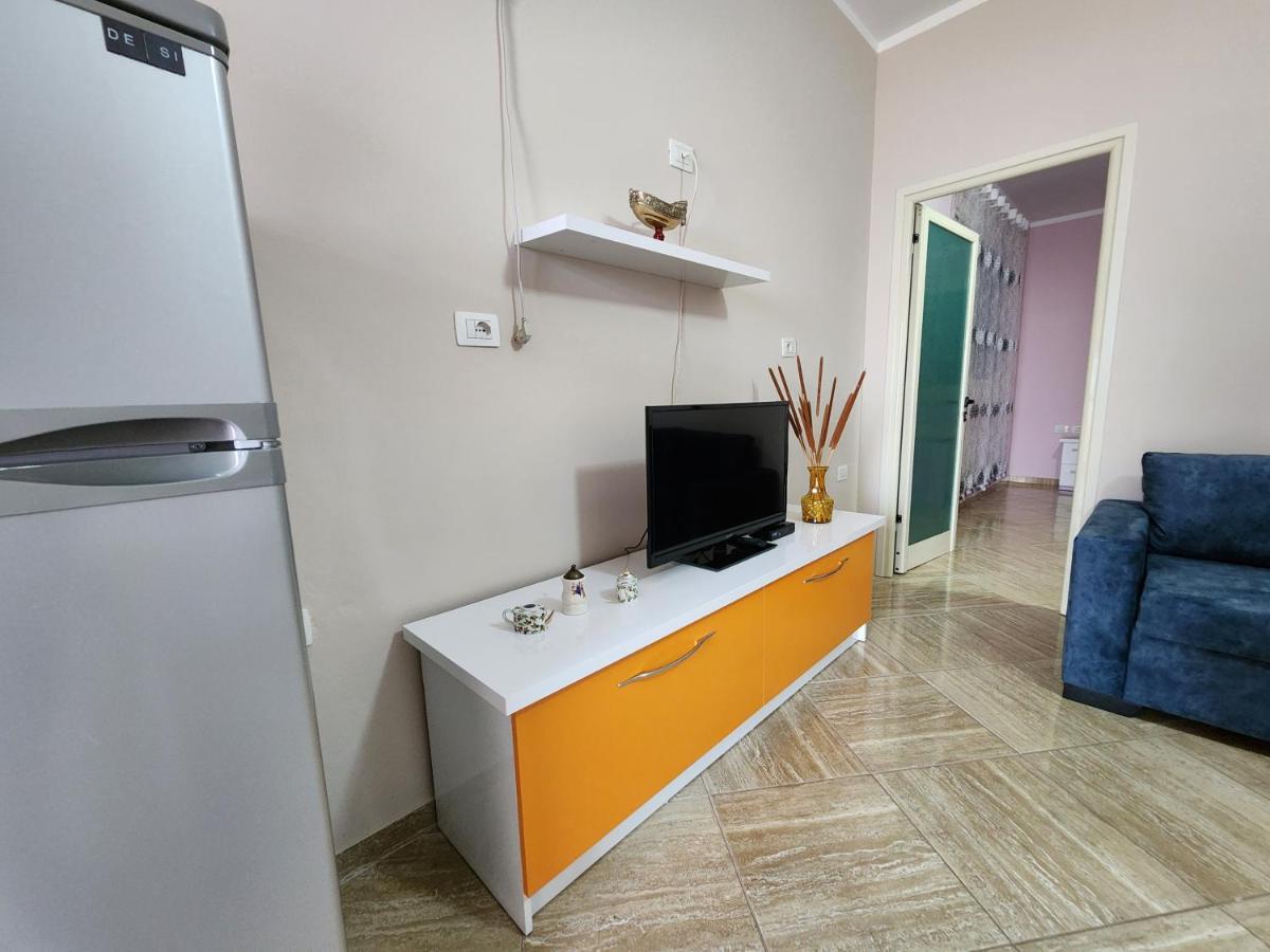 Orange * Vlorë