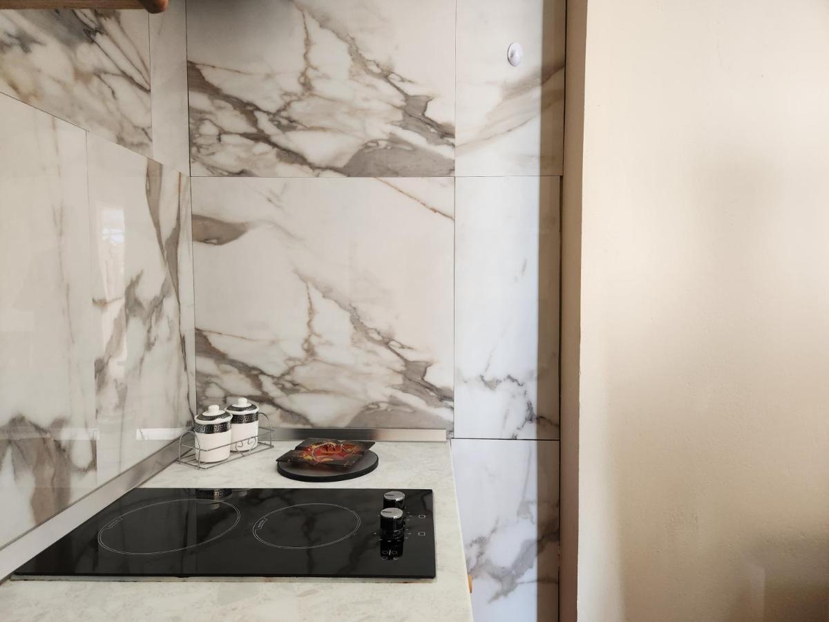 Apartment Orange